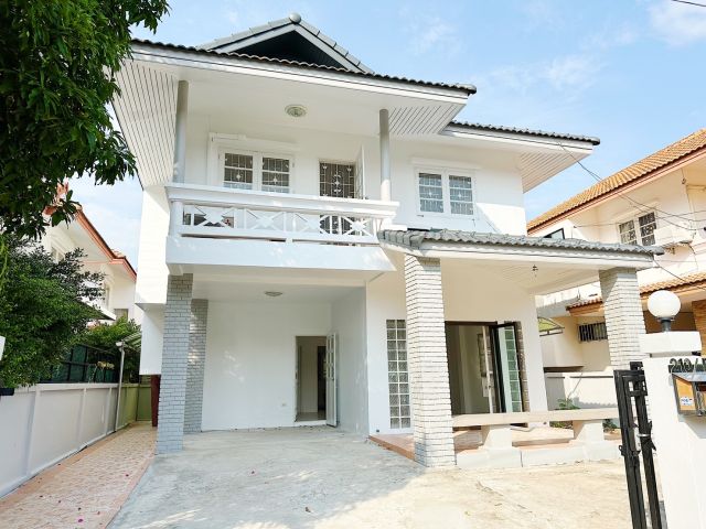 ขายบ้าน 3 ห้องนอน 3 ห้องน้ำ