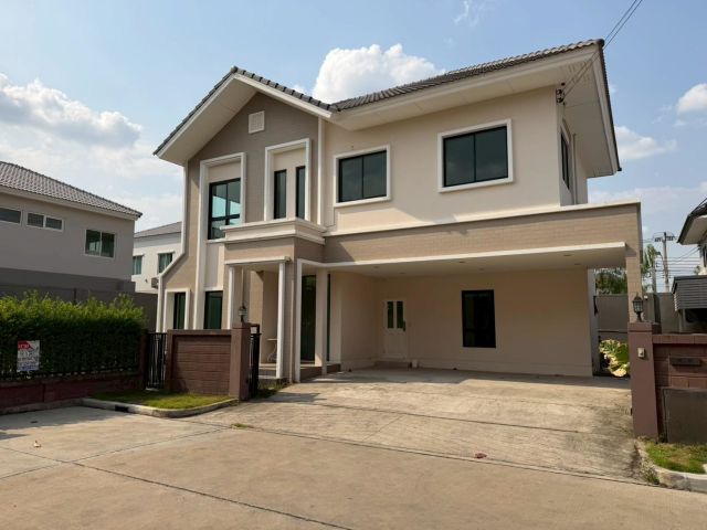 ขายบ้าน 4 ห้องนอน 2 ห้องน้ำ